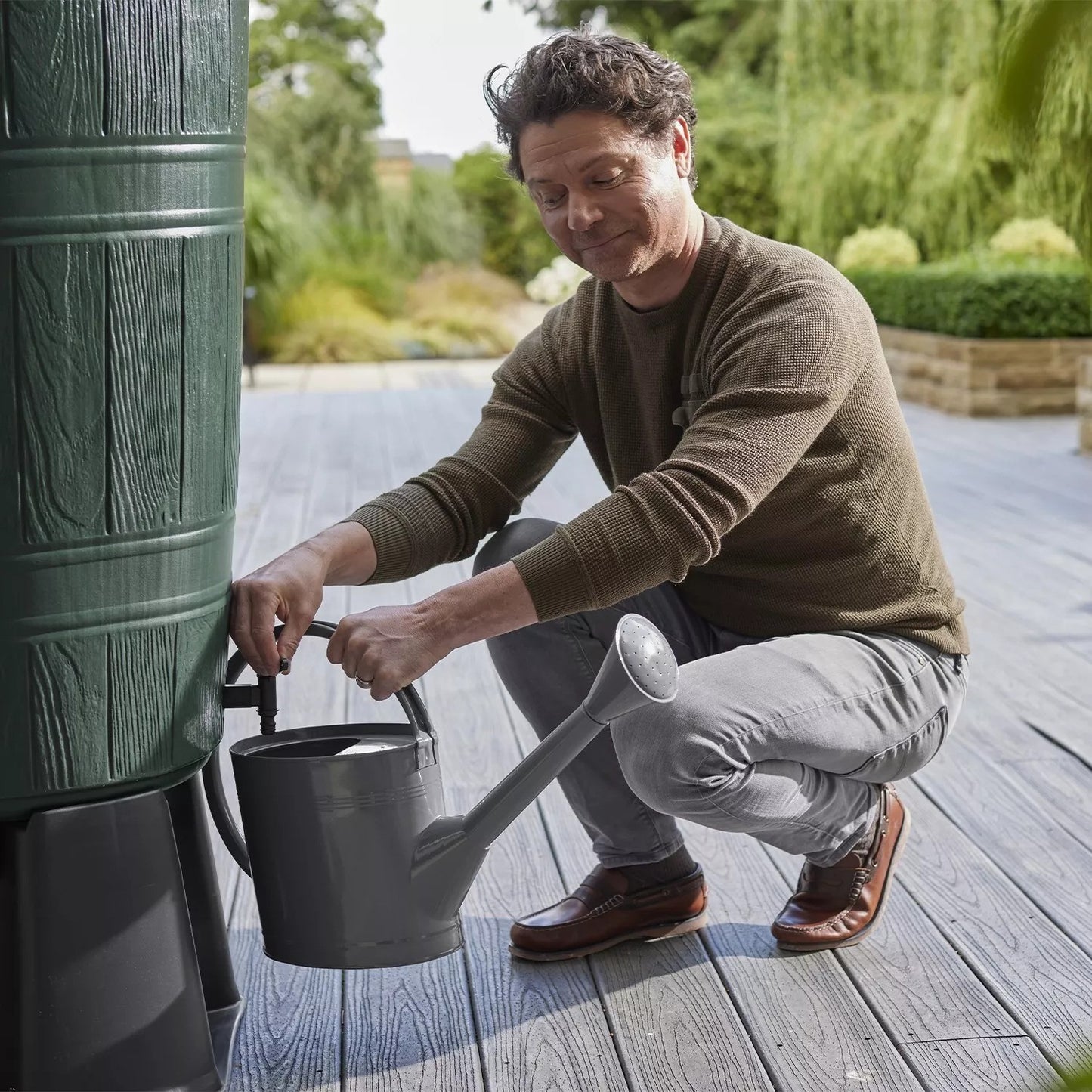 Garden Lake 200L Litre Wood Effect Green Barrel Water Butt with Child Safe Locking Lid, Stand & Rain Diverter Drainpipe Kit