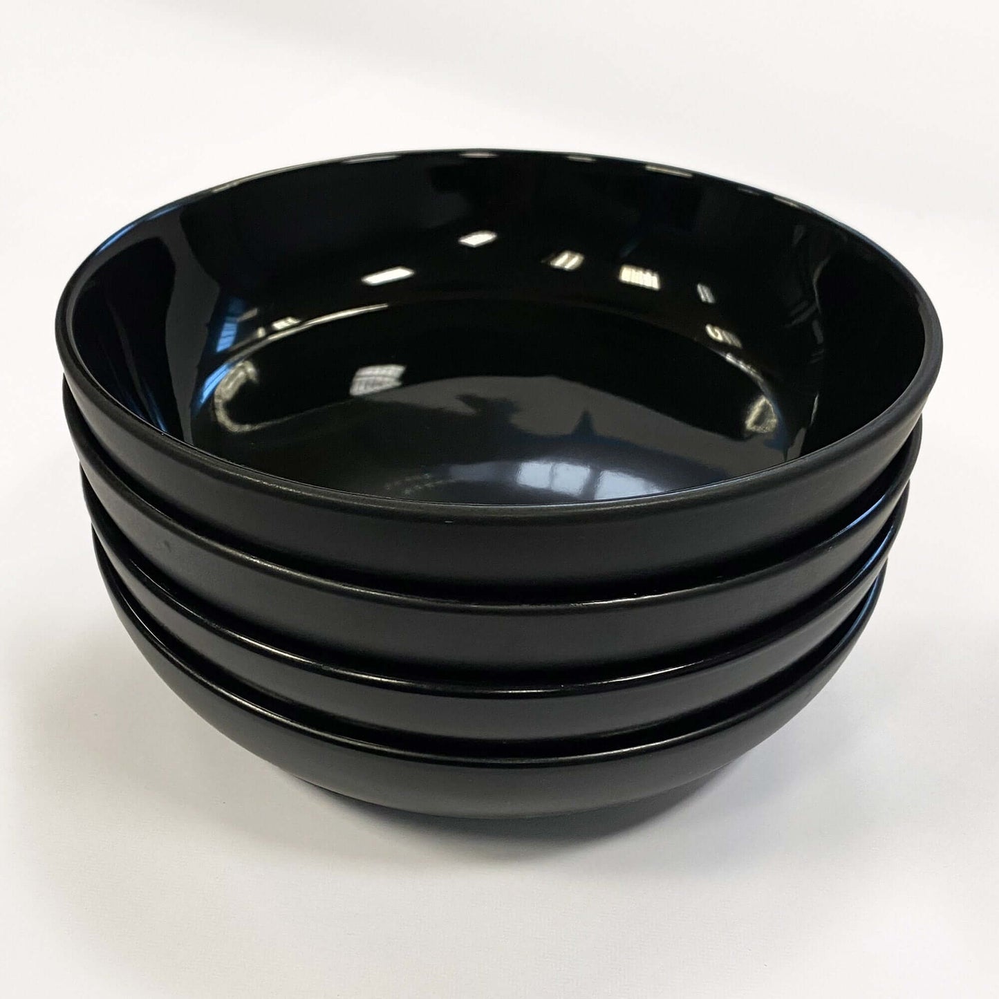 Amalfi Ceramic Pasta Bowl Dinnerware Set Dinner (Black, 4 Piece Set)