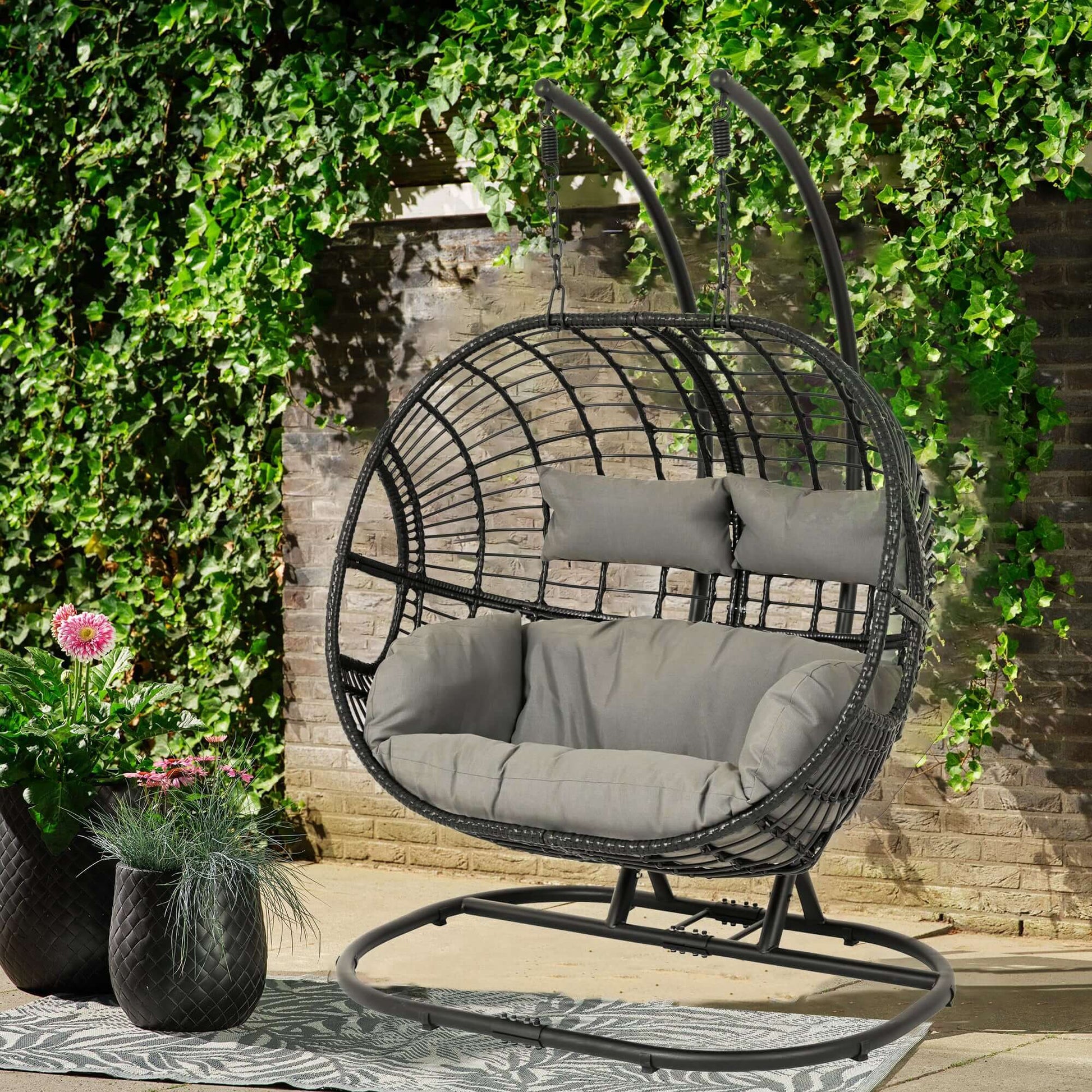 Black Vienna Double Egg Chair Stylish Comfort