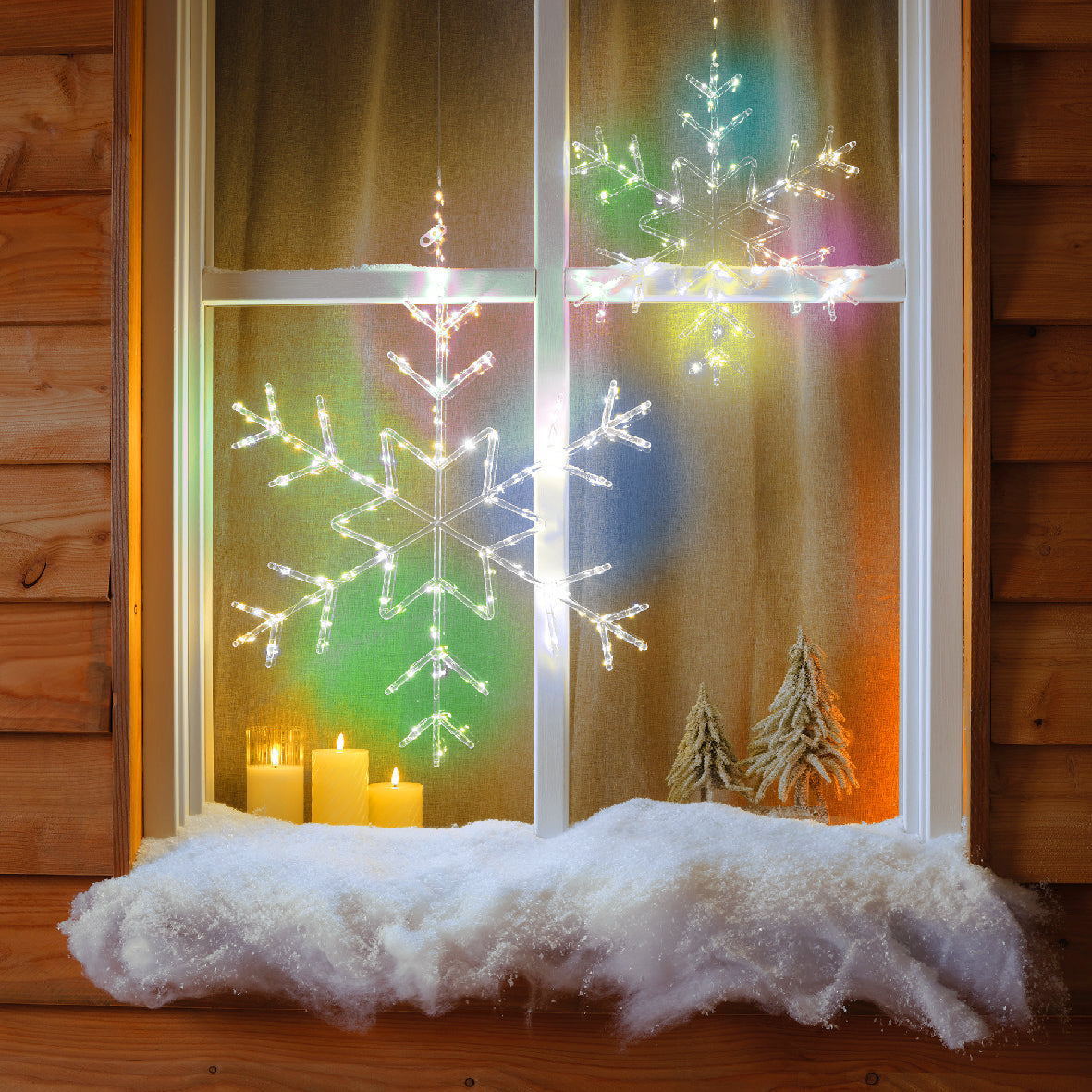 Dawsons Living Christmas Snowflake  Window/Wall Decoration with LED Lights - Cool White, Warm White and Multi-Coloured - Indoor and Outdoor