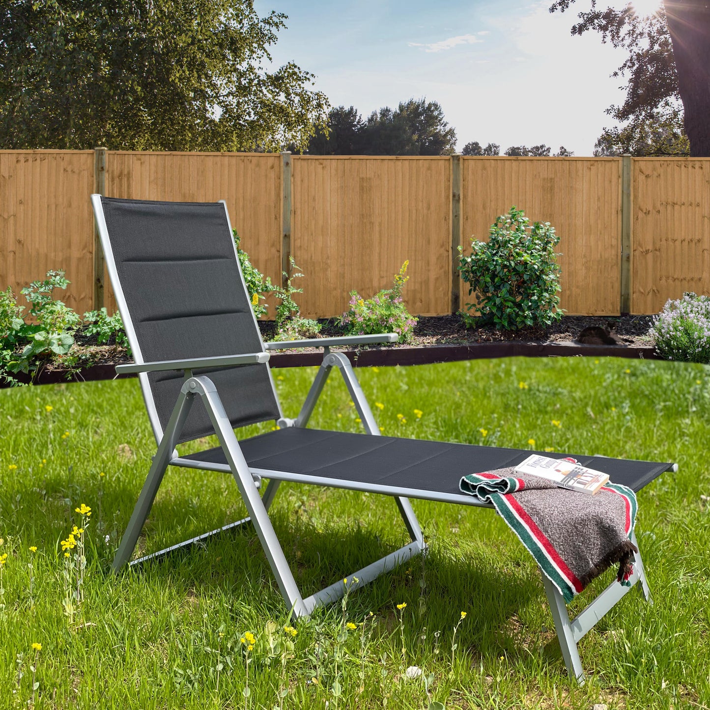 Deluxe Textoline Reclining Padded Sun Lounger