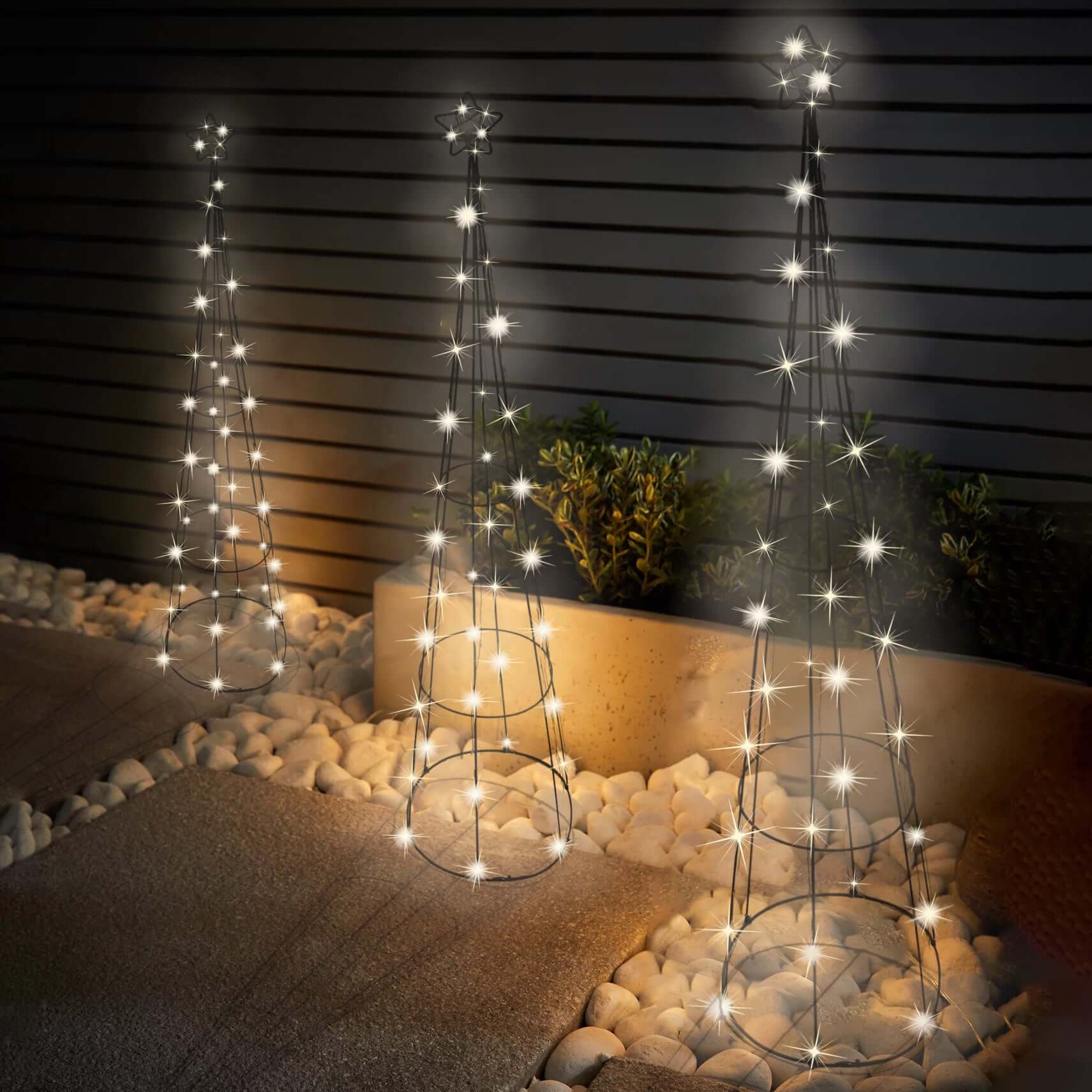 Outdoor pyramid hotsell christmas tree